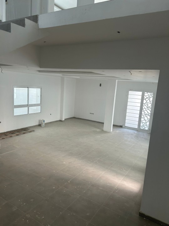 property 1743 image 0