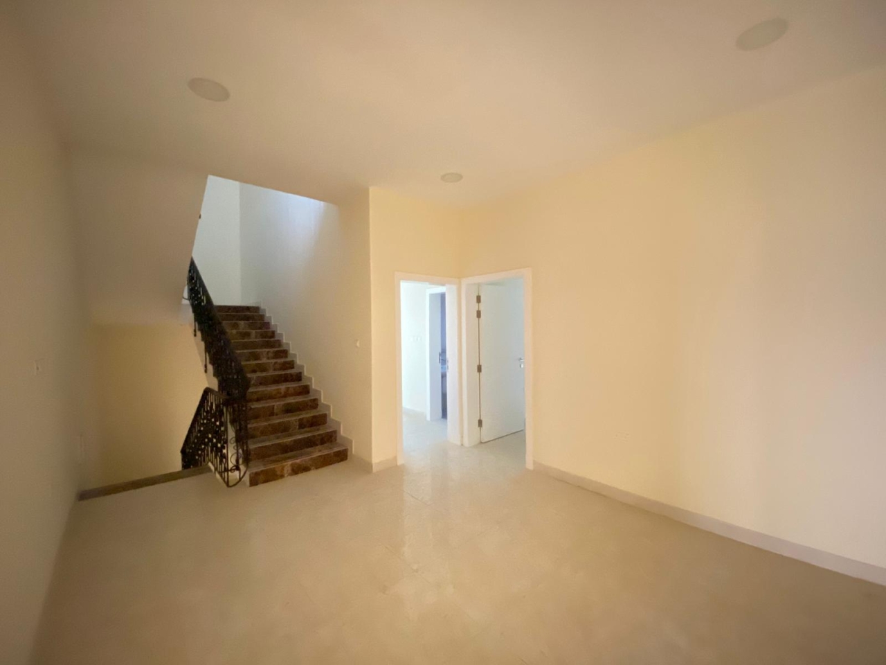 property 2292 image 5