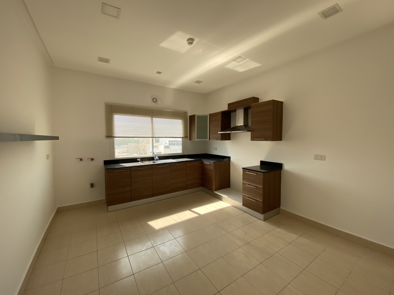 property 235 image 1