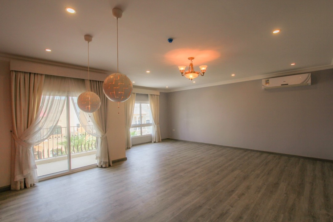 property 2687 image 0