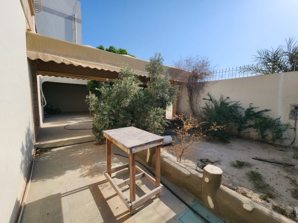 property 2696 image 2