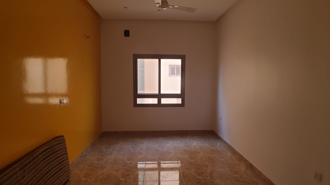 property 2700 image 0