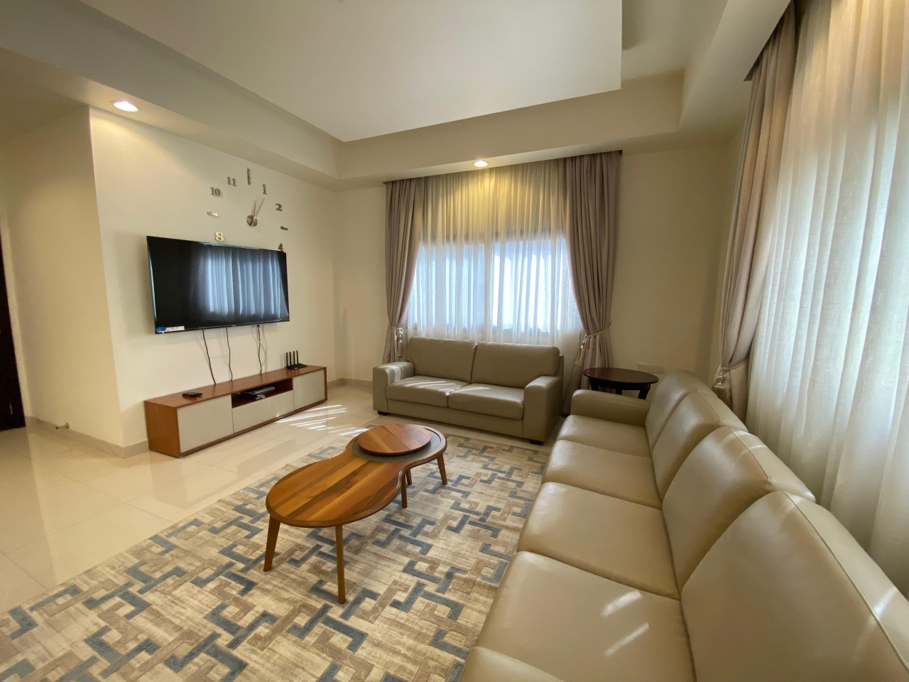 property 2722 image 0