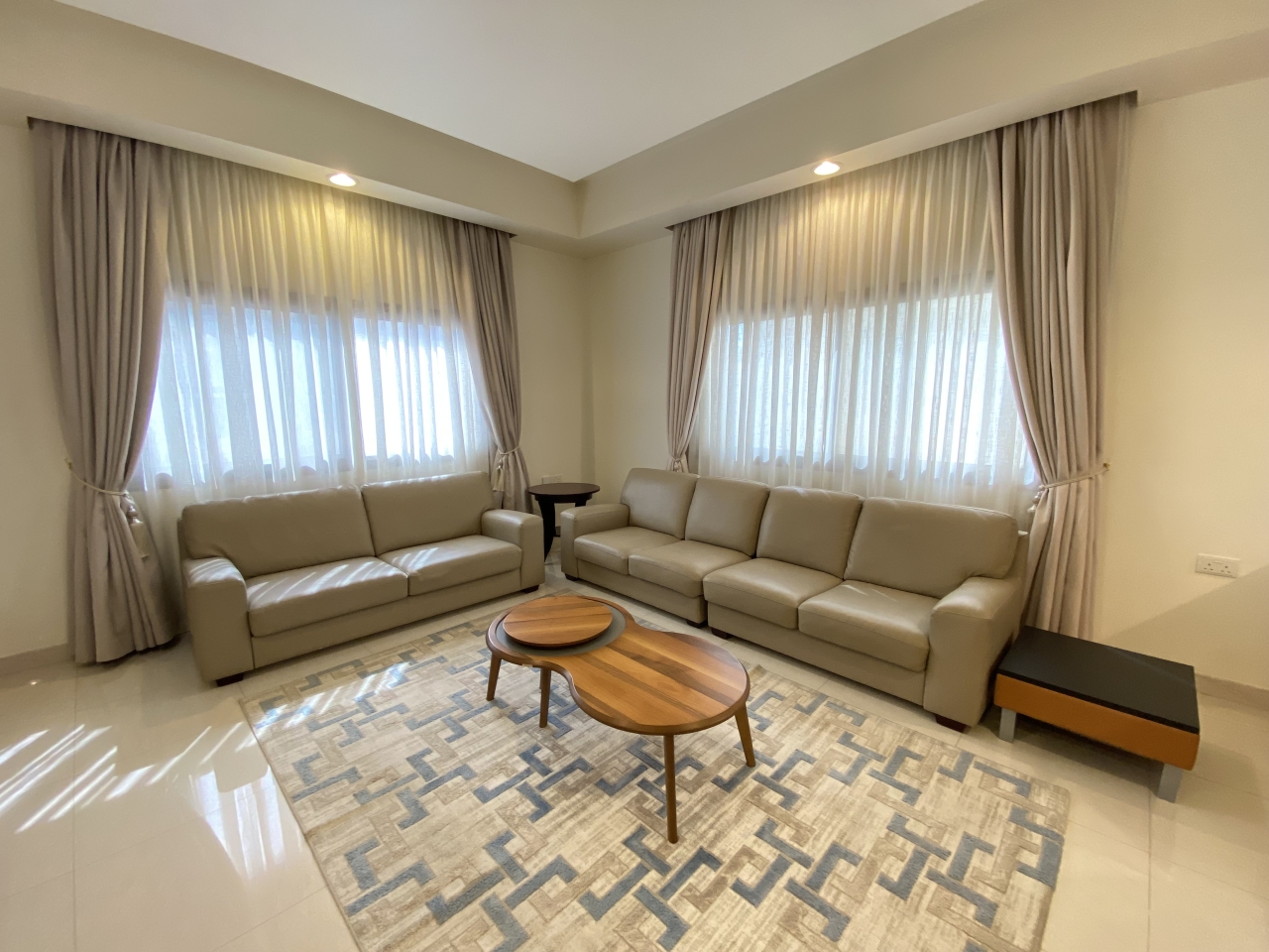 property 2722 image 1