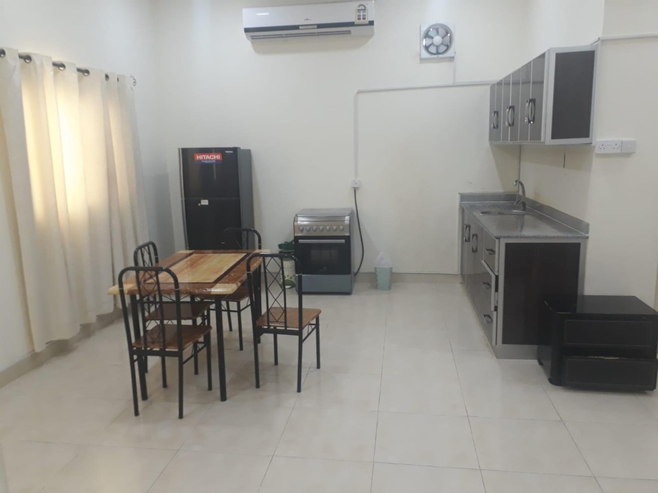 property 2800 image 0