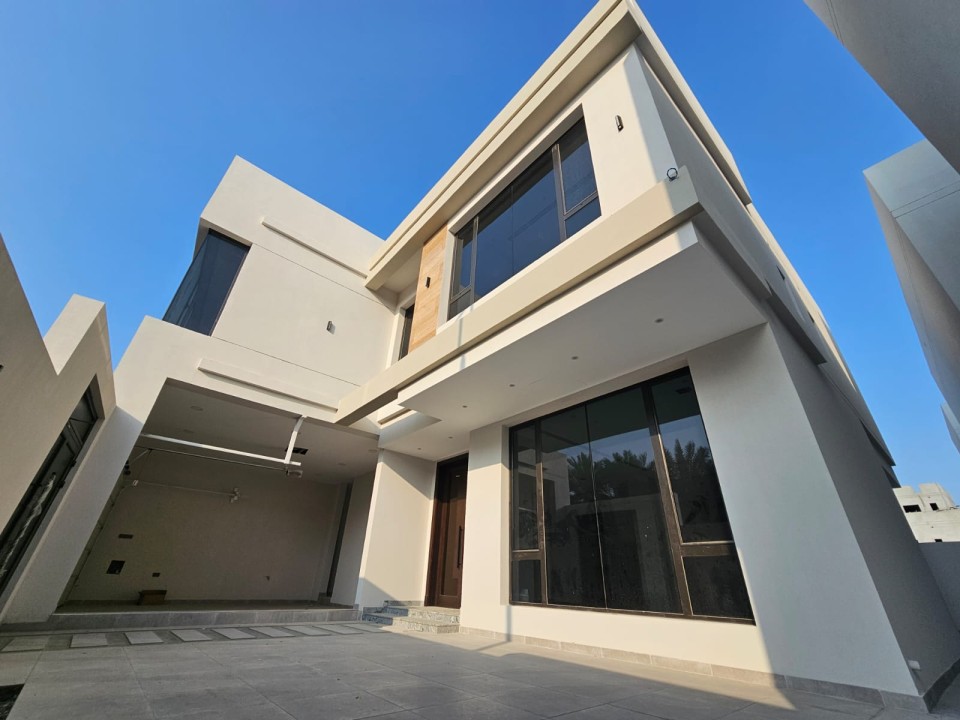property 3255 image 0