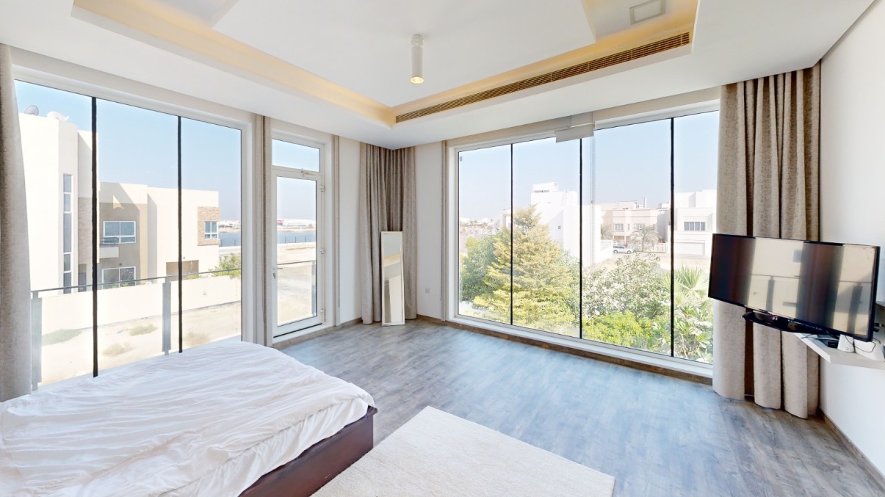 property 3489 image 0