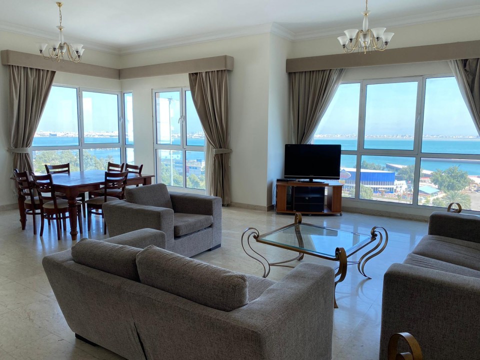 property 3830 image 0