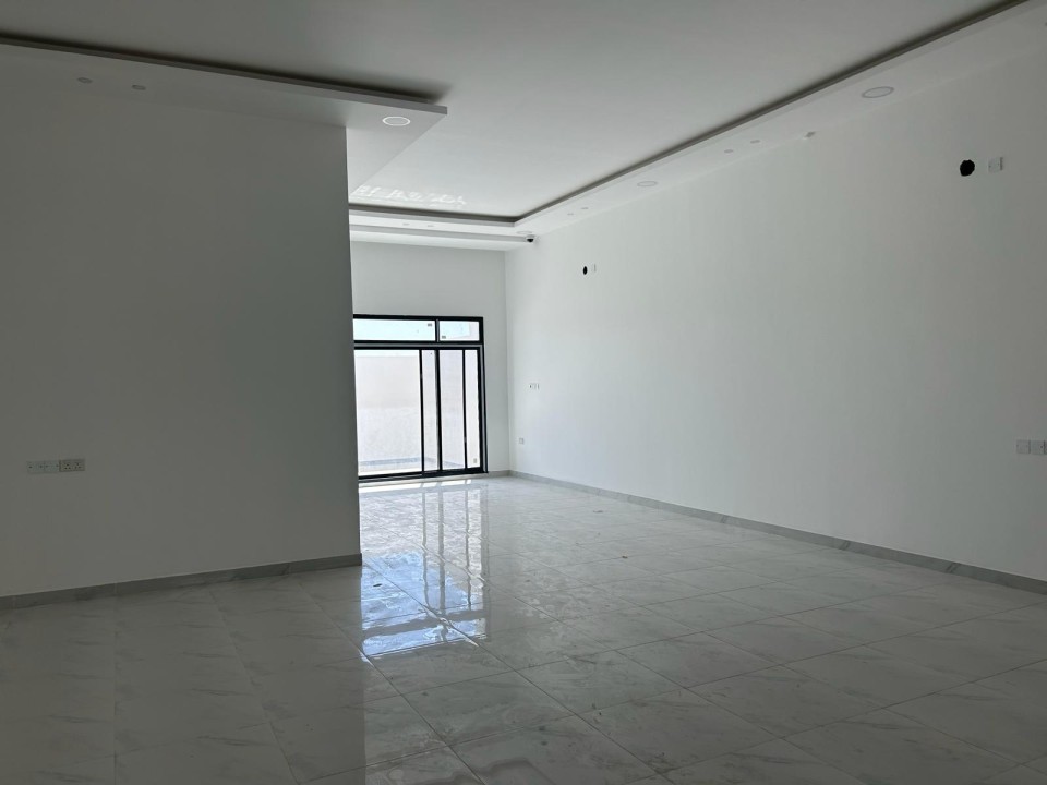 property 3864 image 0
