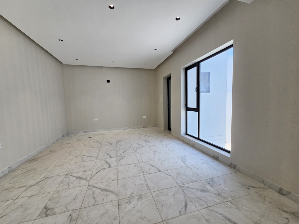 property 4337 image 4