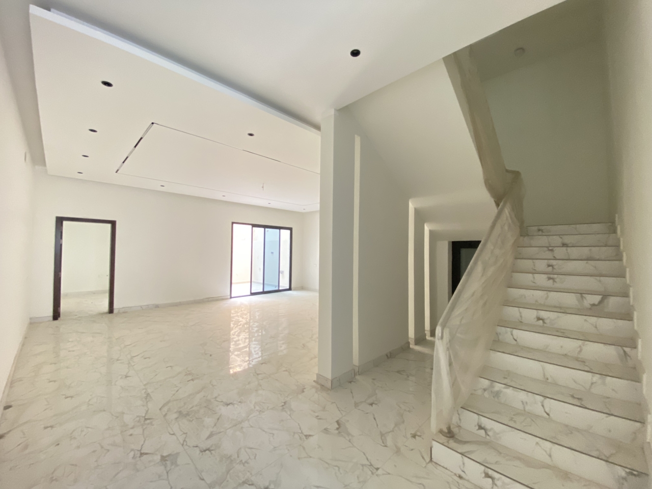 property 4445 image 4