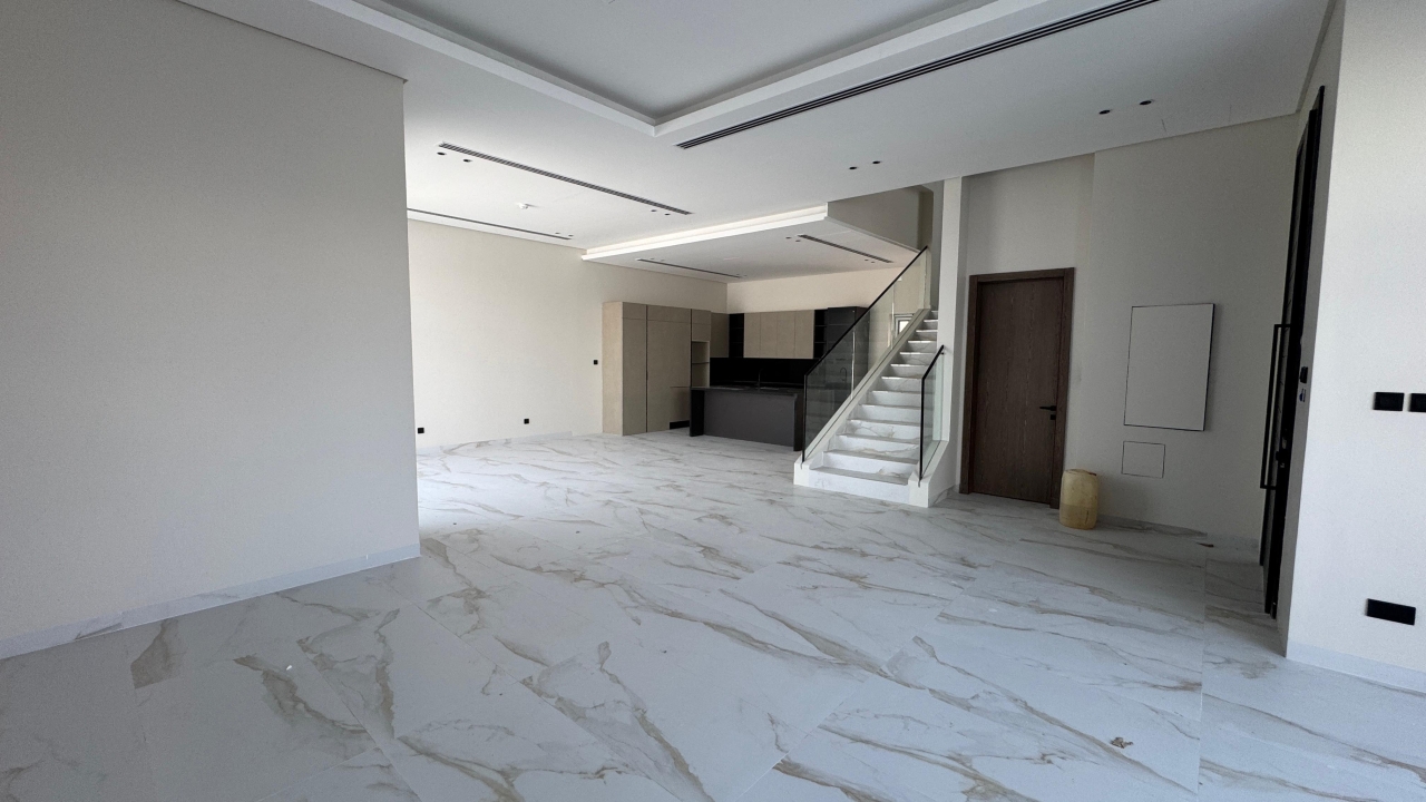 property 4537 image 3