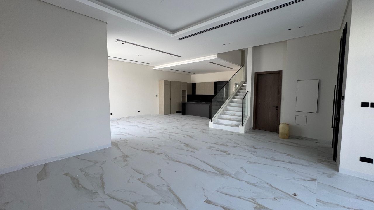 property 4537 image 10