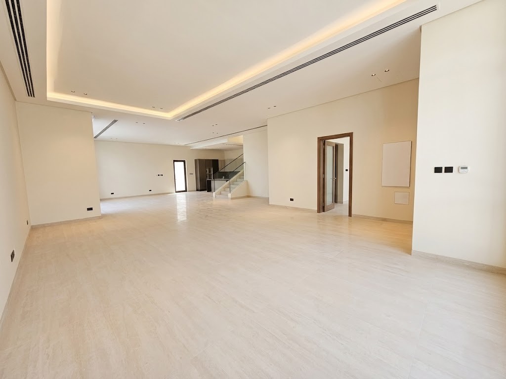 property 4570 image 2