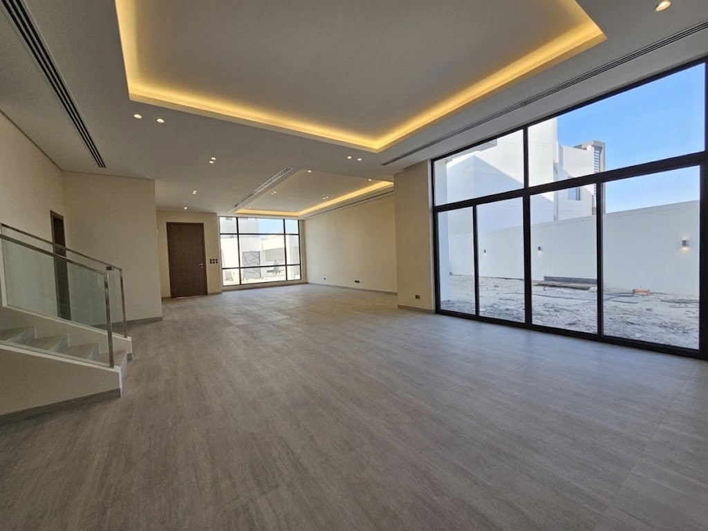 property 4570 image 3