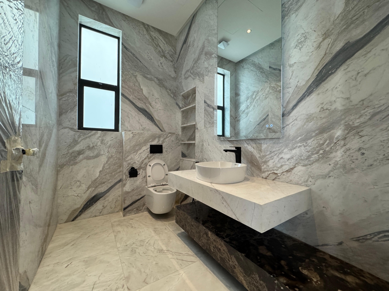 property 4574 image 11