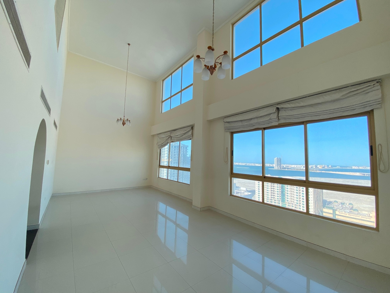property 4920 image 0