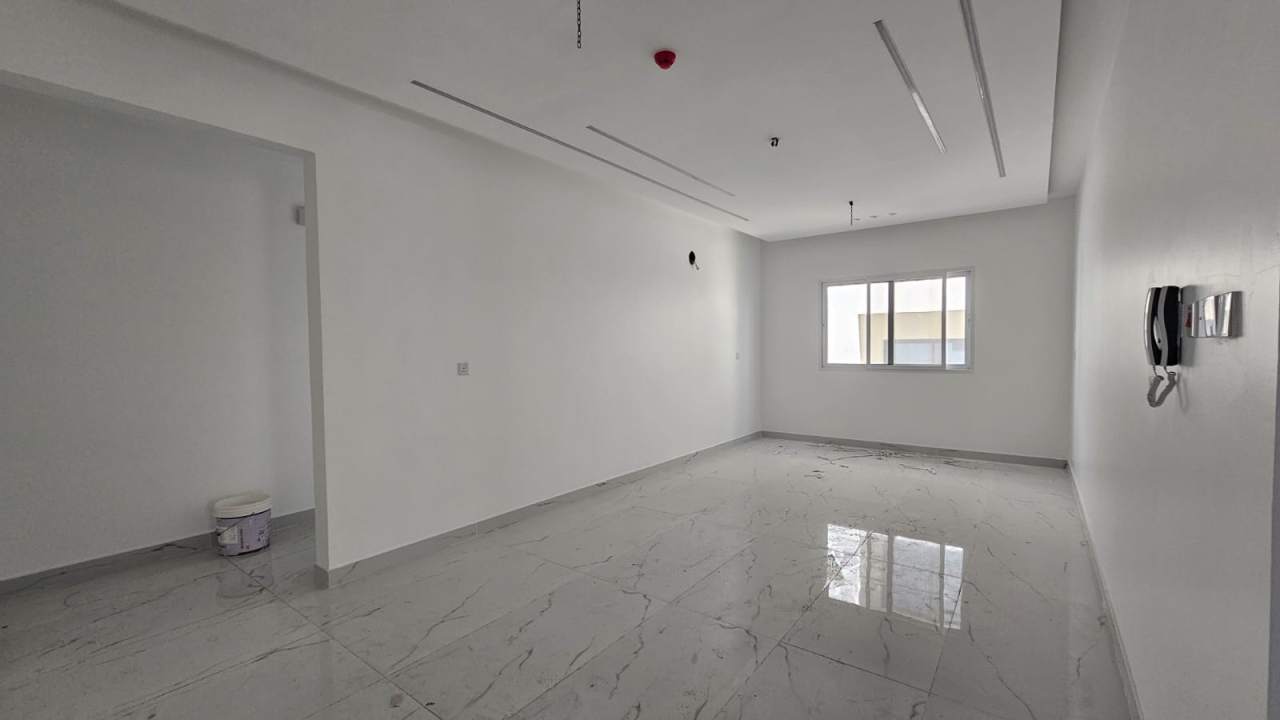 property 4948 image 0