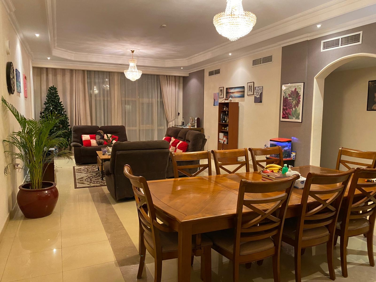 property 4955 image 0