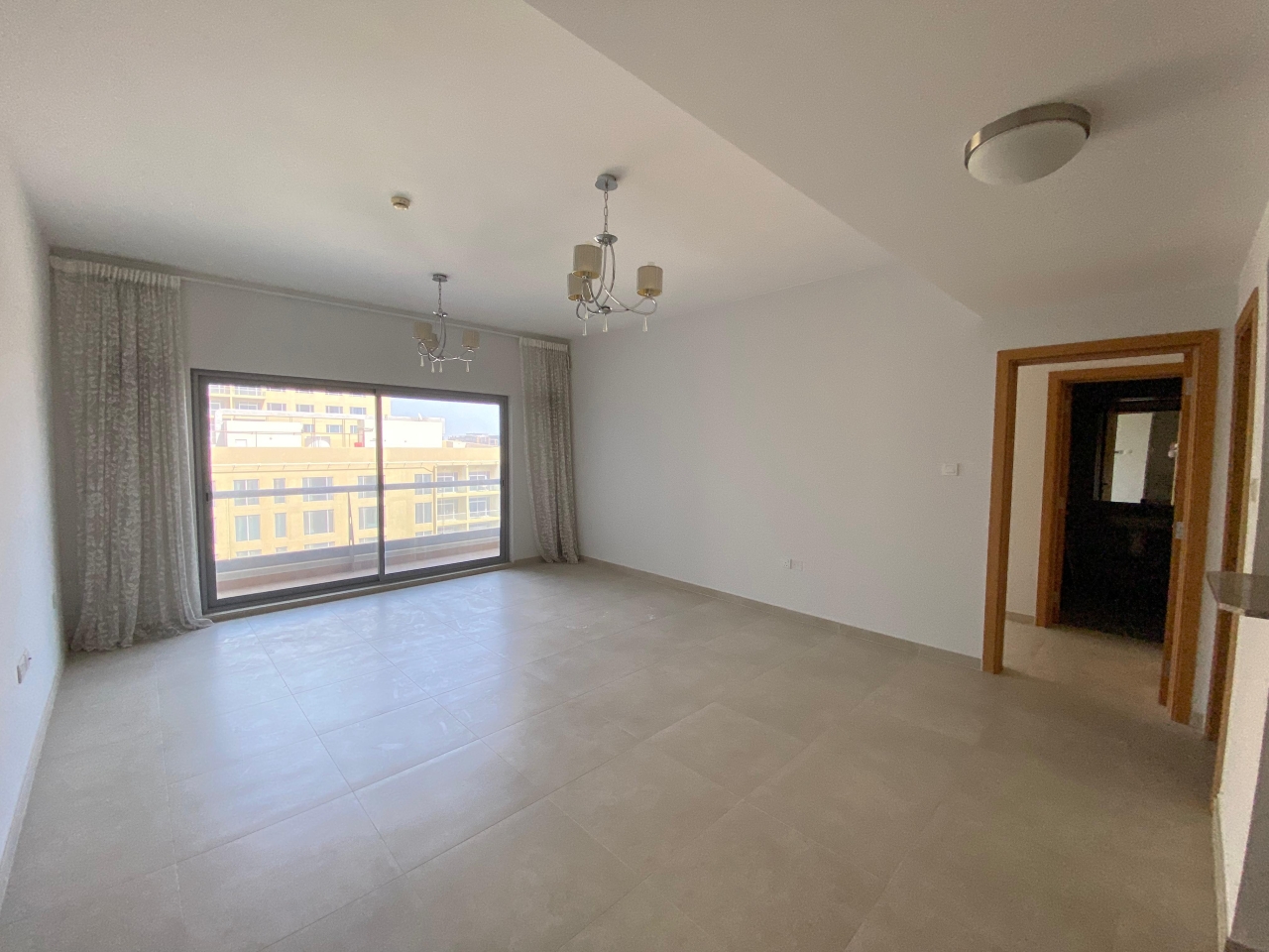 property 5149 image 0