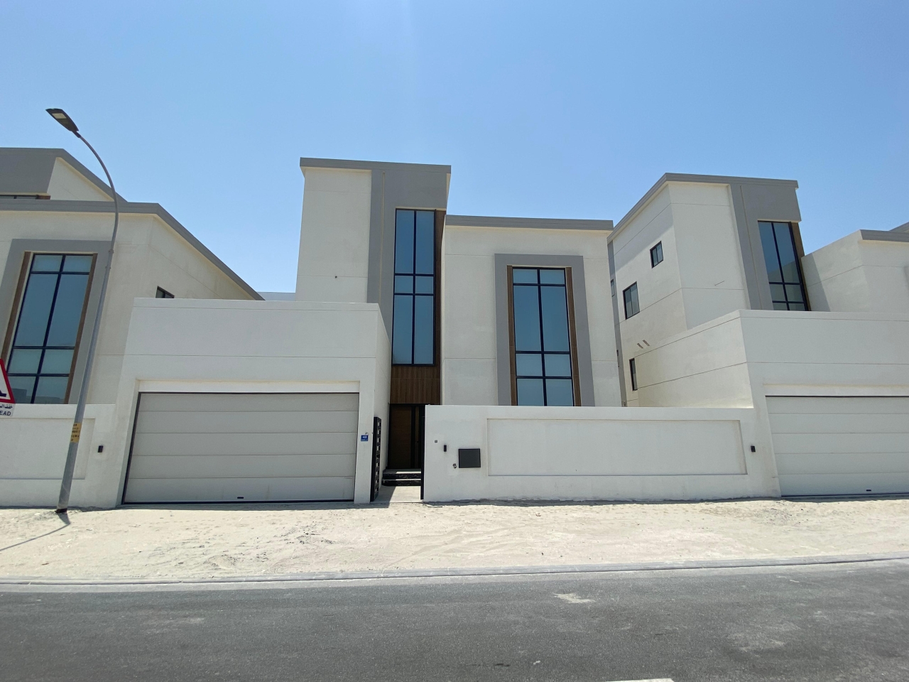 property 5204 image 0