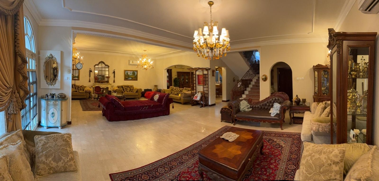 property 5439 image 0