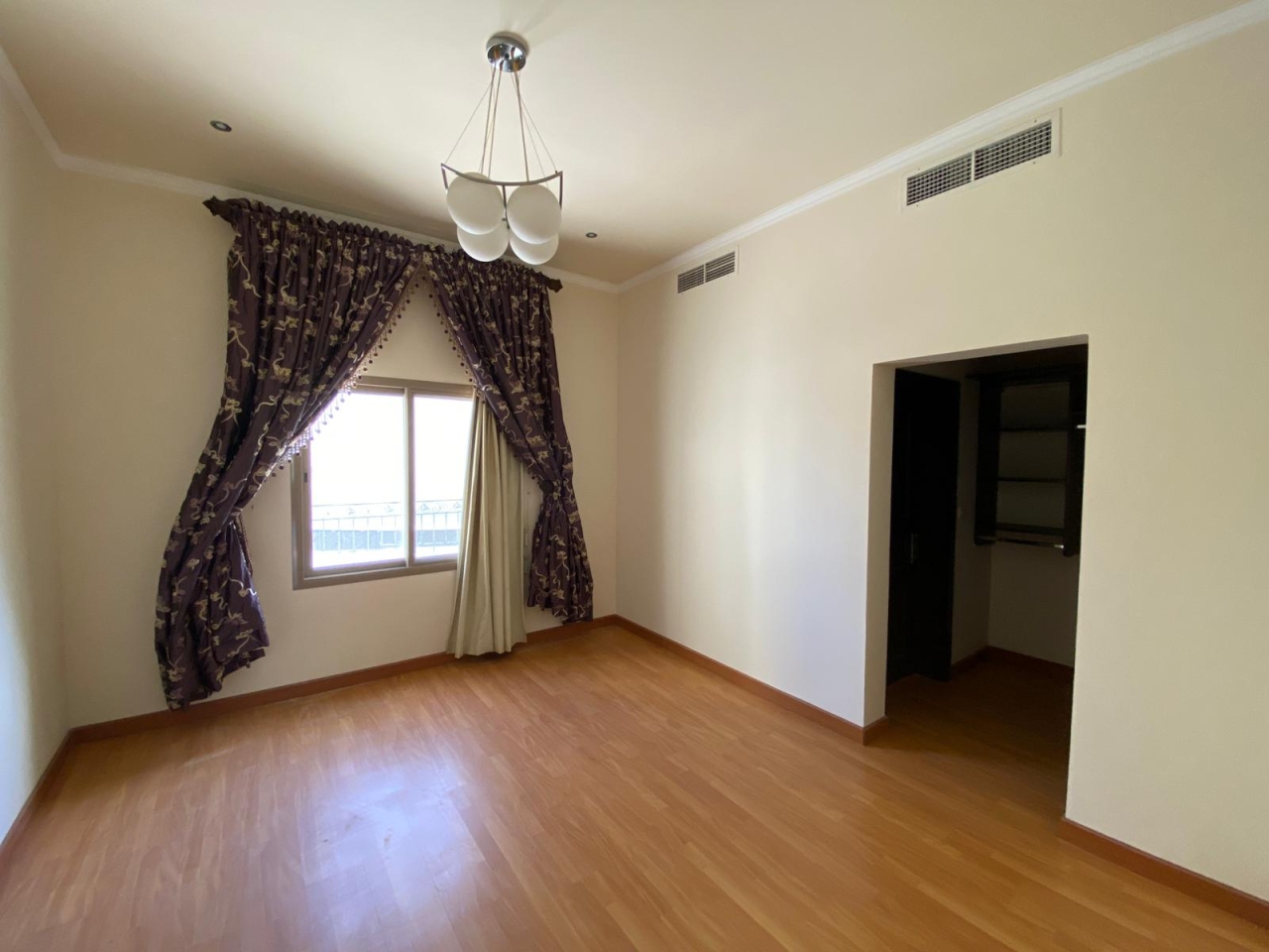 property 5453 image 7