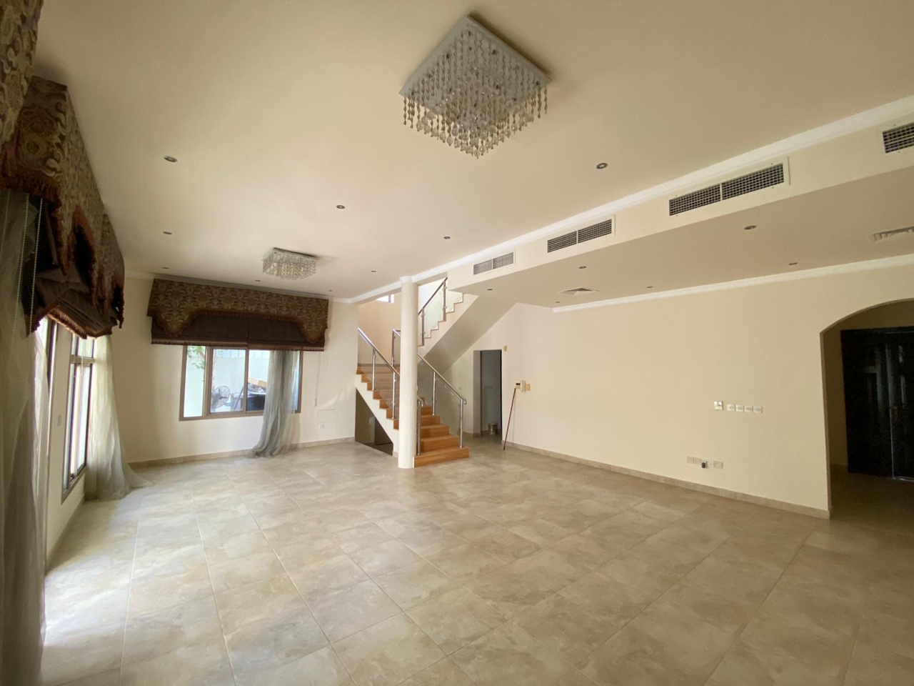 property 5453 image 5