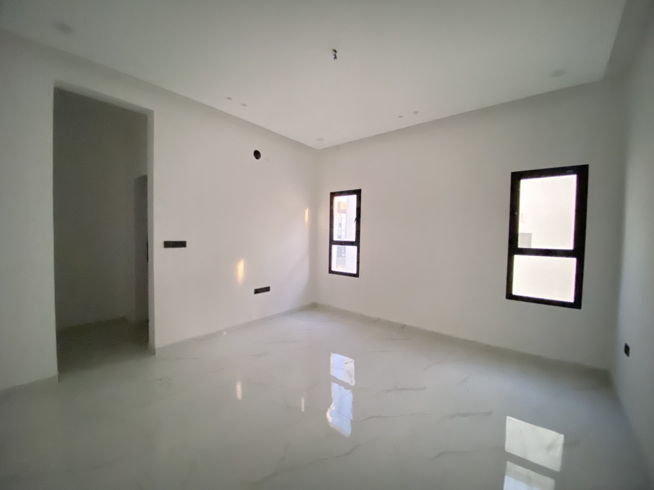 property 5497 image 11