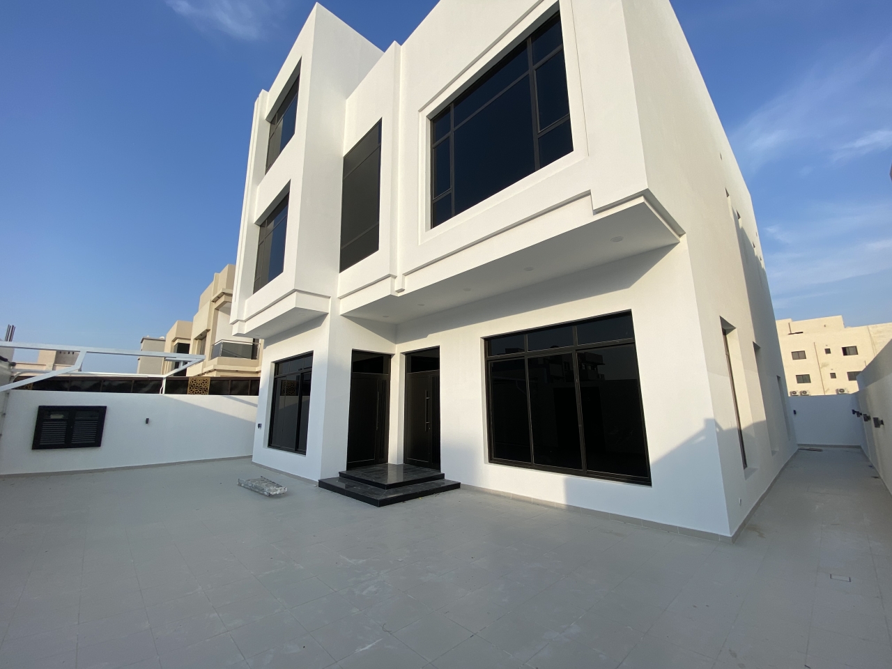 property 5497 image 1