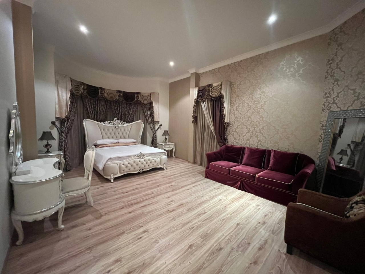 property 5525 image 6