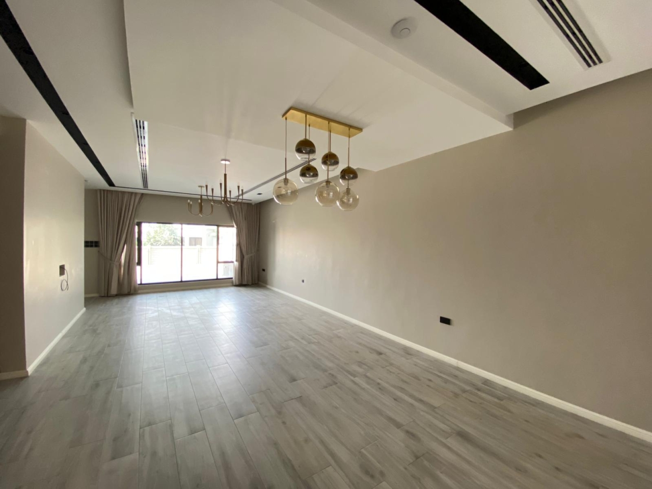 property 5637 image 2