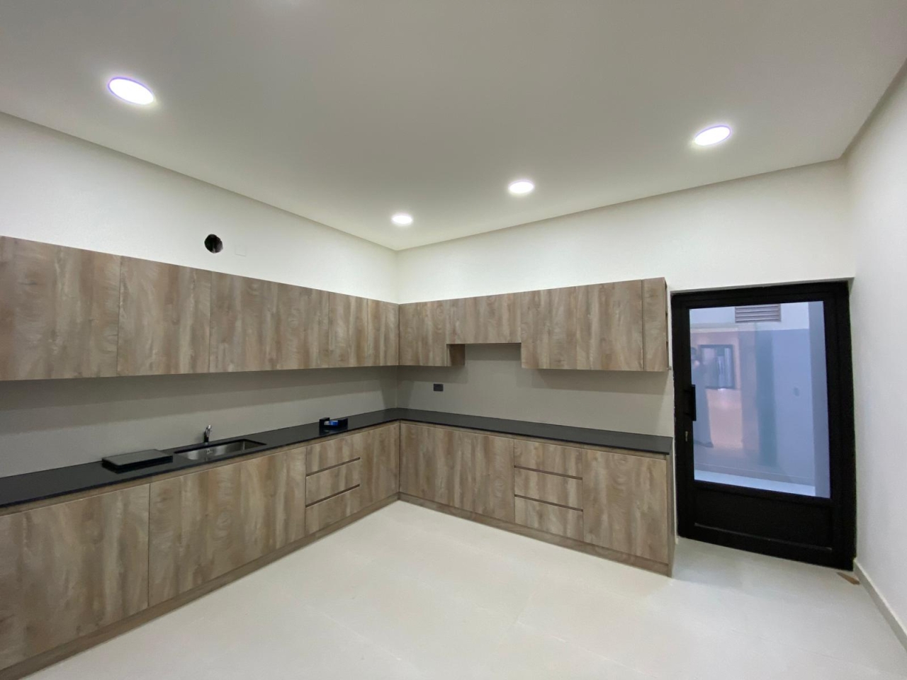 property 5696 image 15