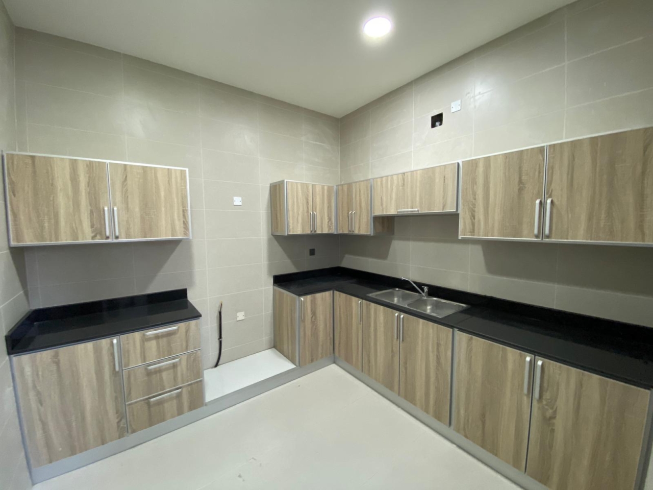 property 5697 image 15