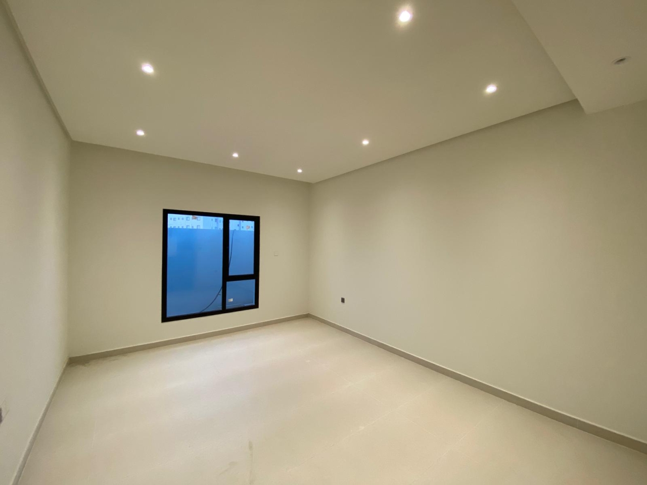 property 5697 image 9