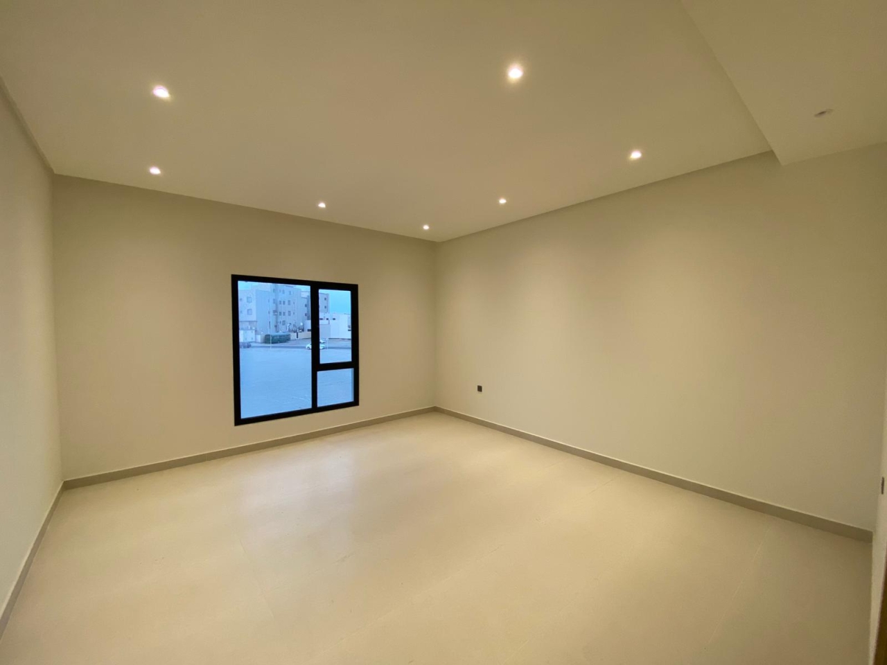 property 5697 image 7