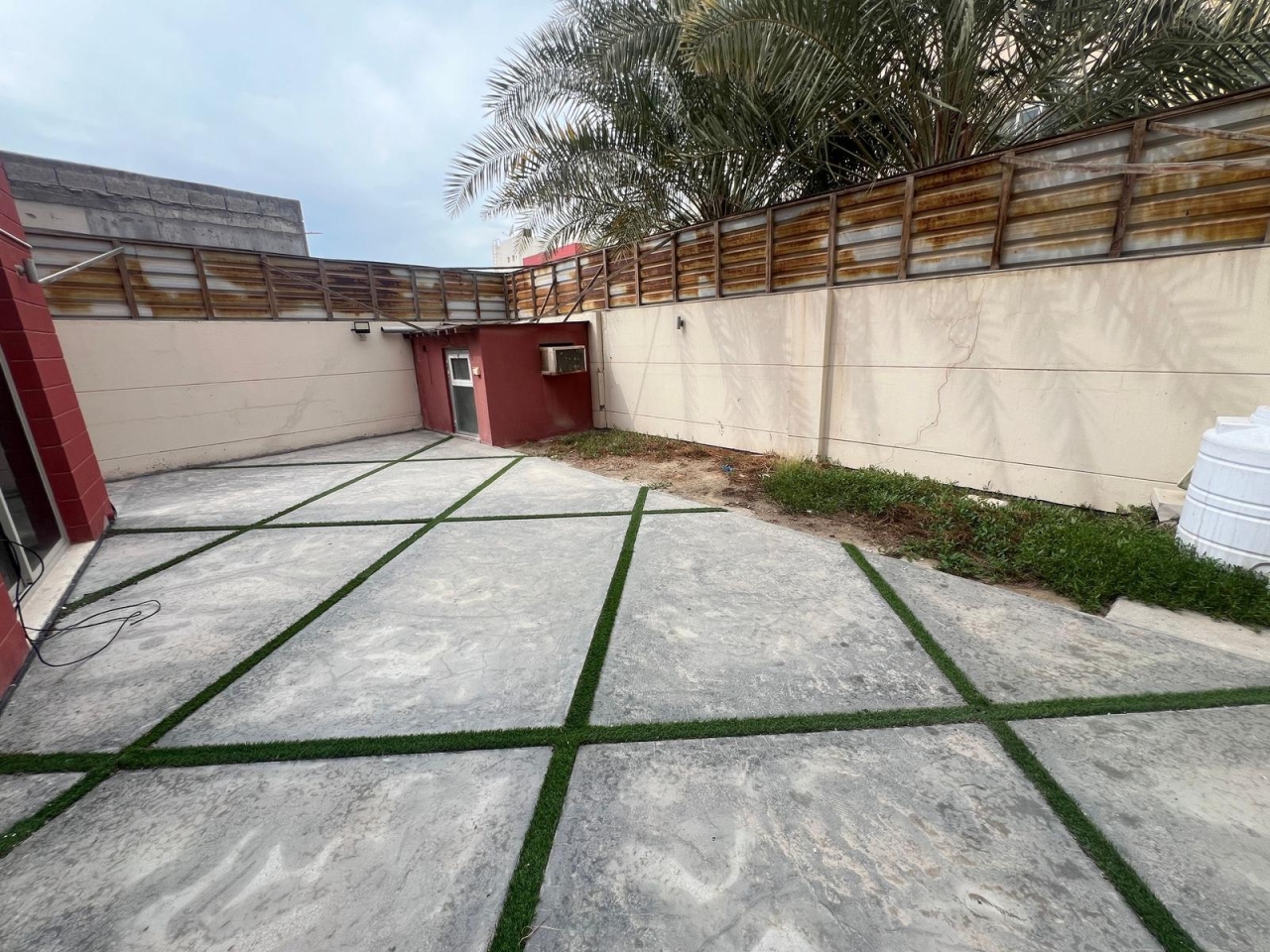 property 5783 image 0