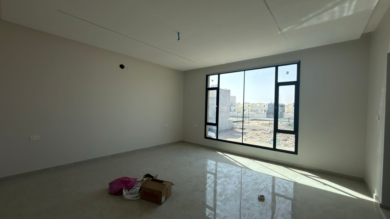 property 5799 image 4