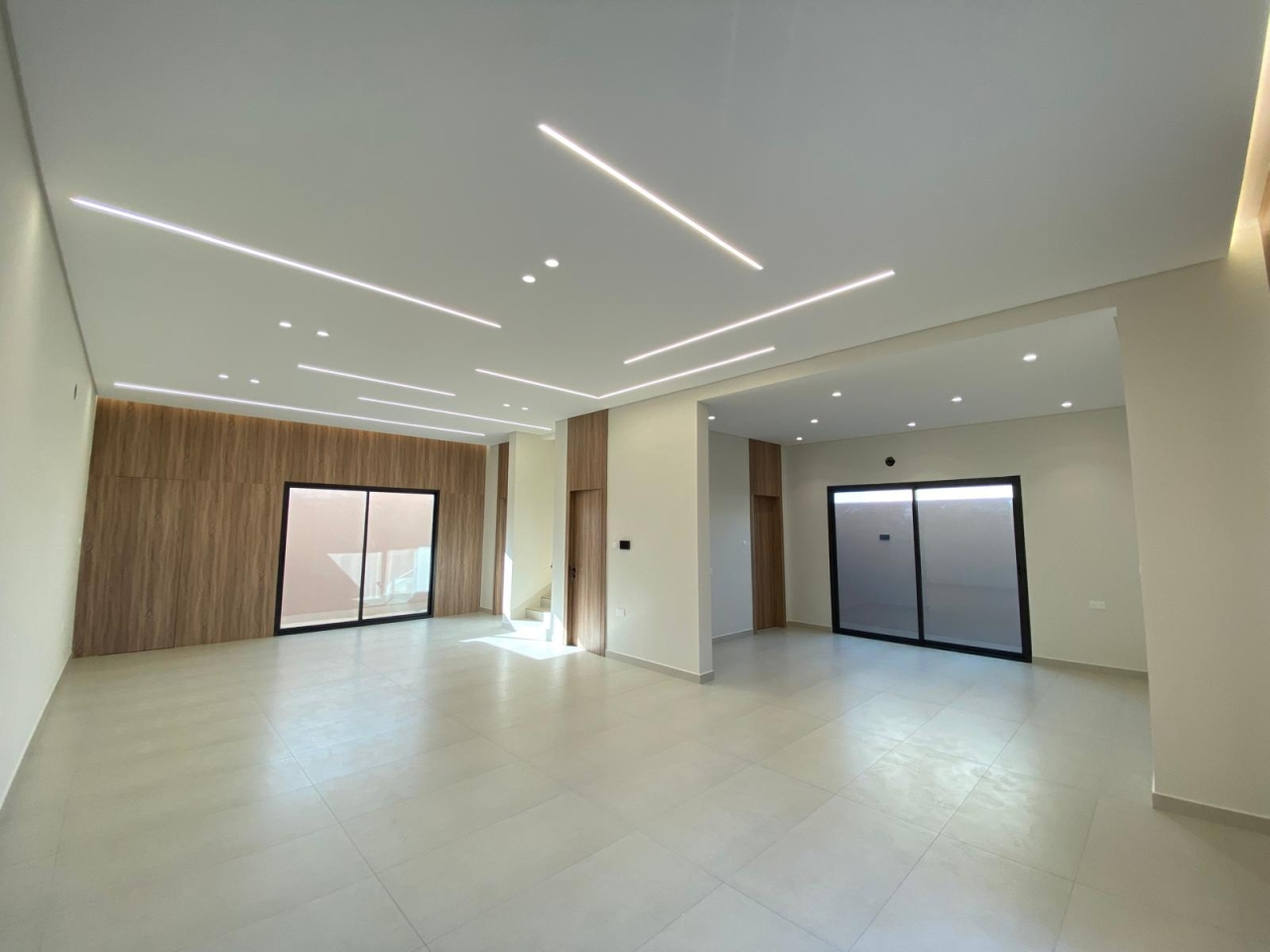 property 5835 image 1