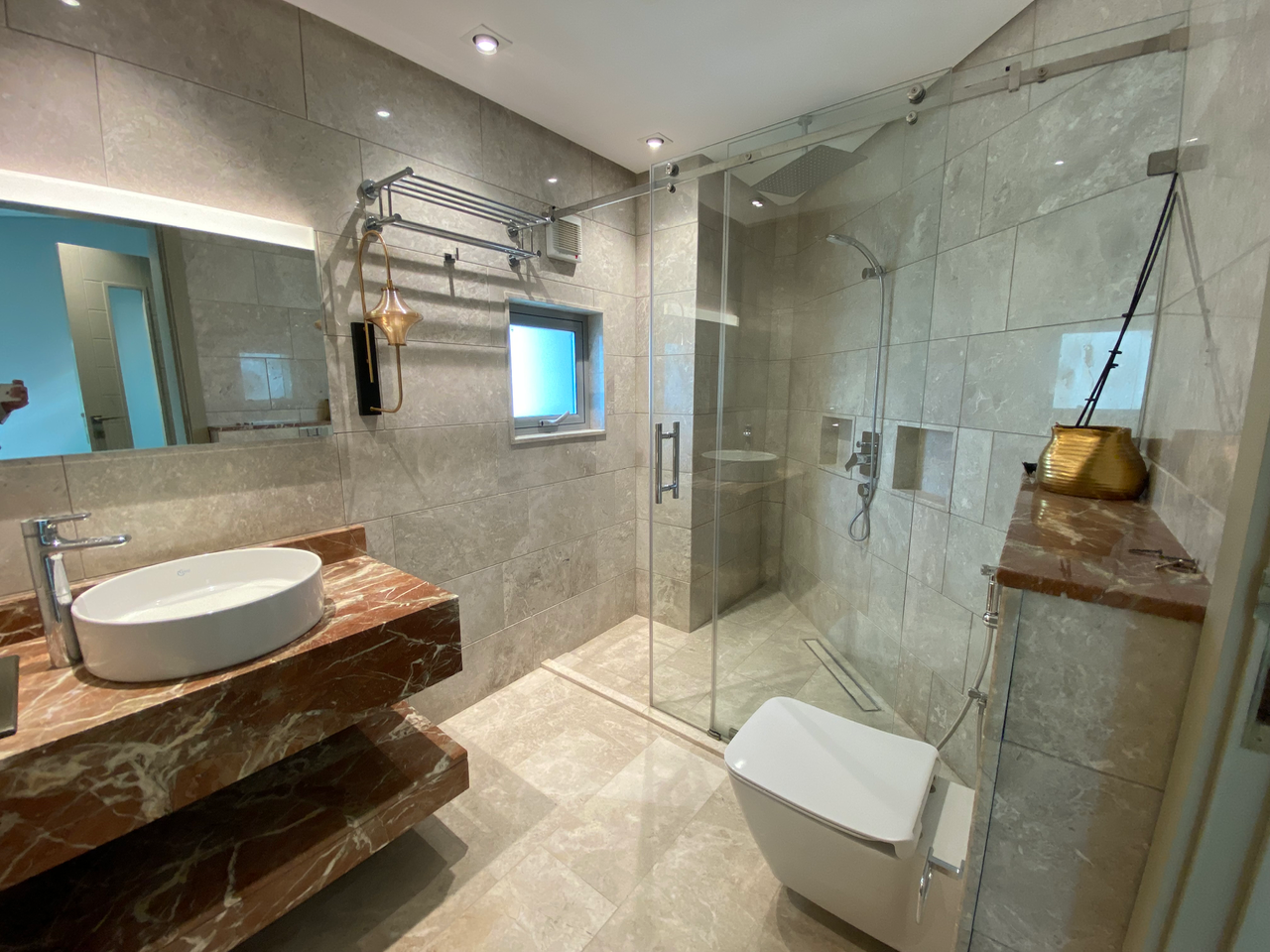 property 5840 image 6