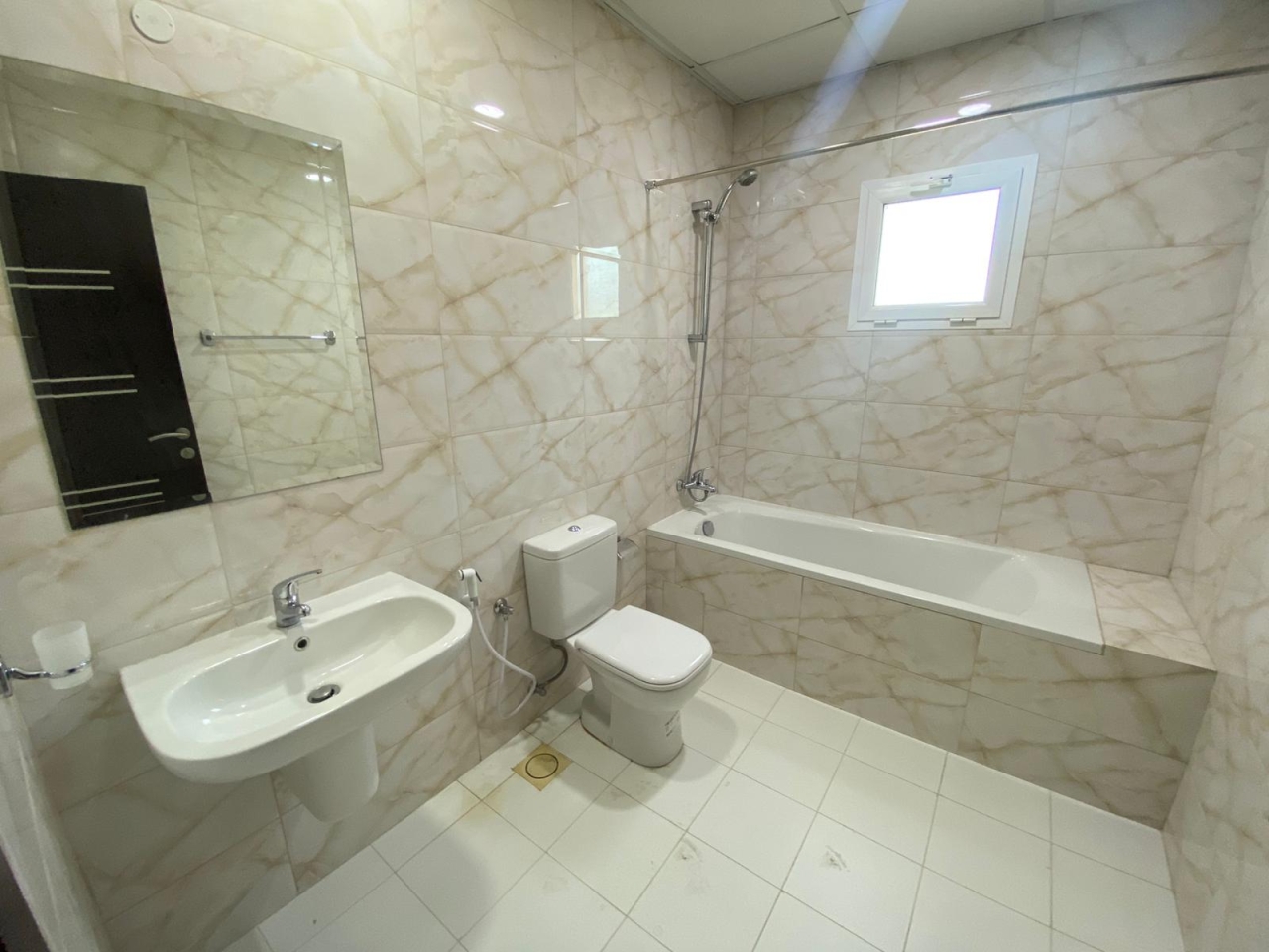 property 5898 image 8