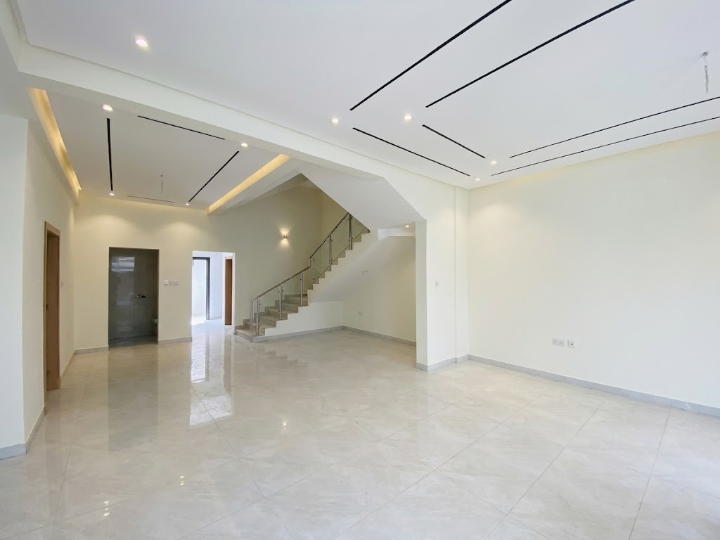 property 5911 image 0