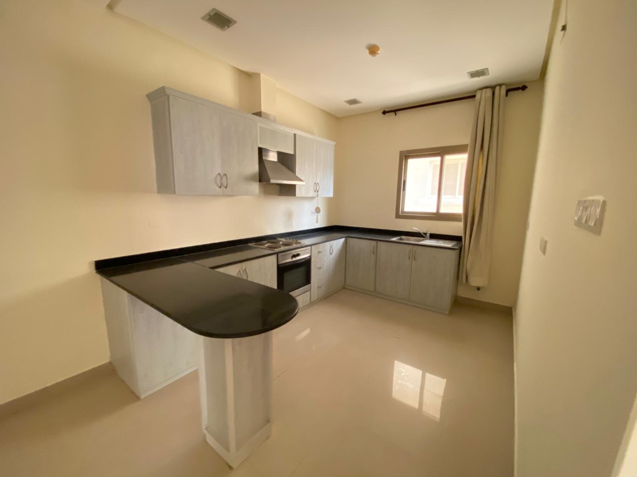 property 5915 image 5