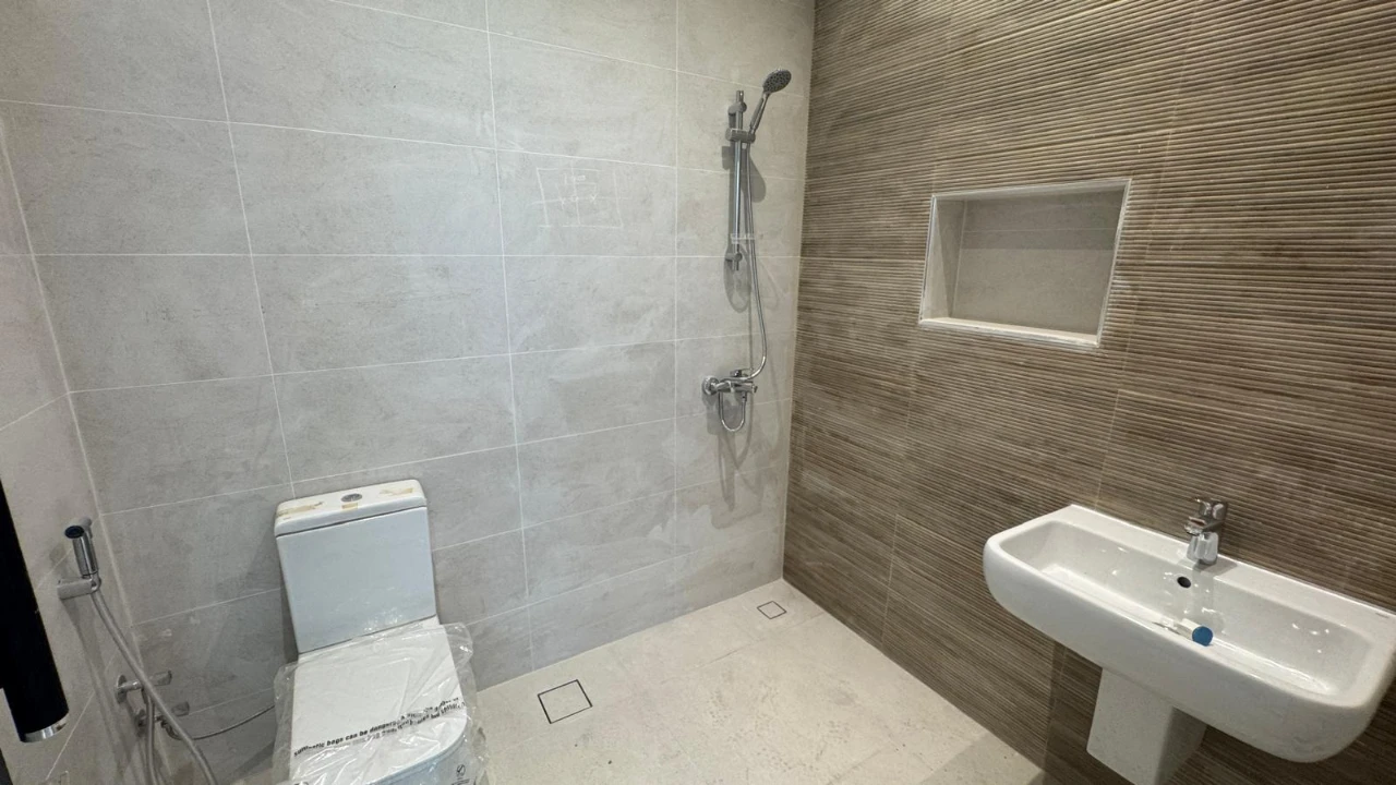 property 6360 image 9