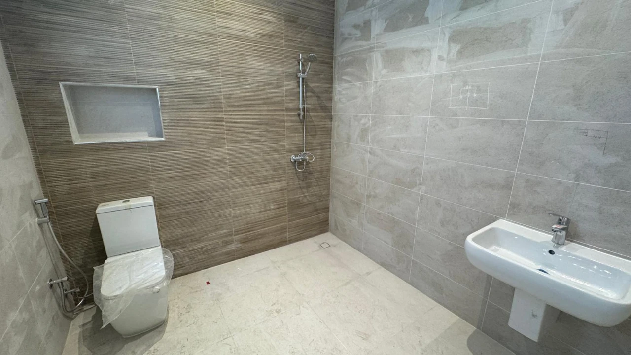 property 6360 image 5